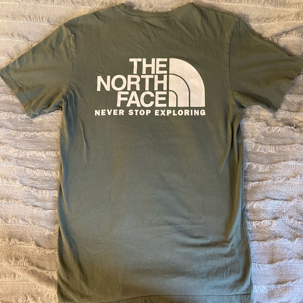 The North Face Men’s Small Short-Sleeve Half Dome Logo Tee